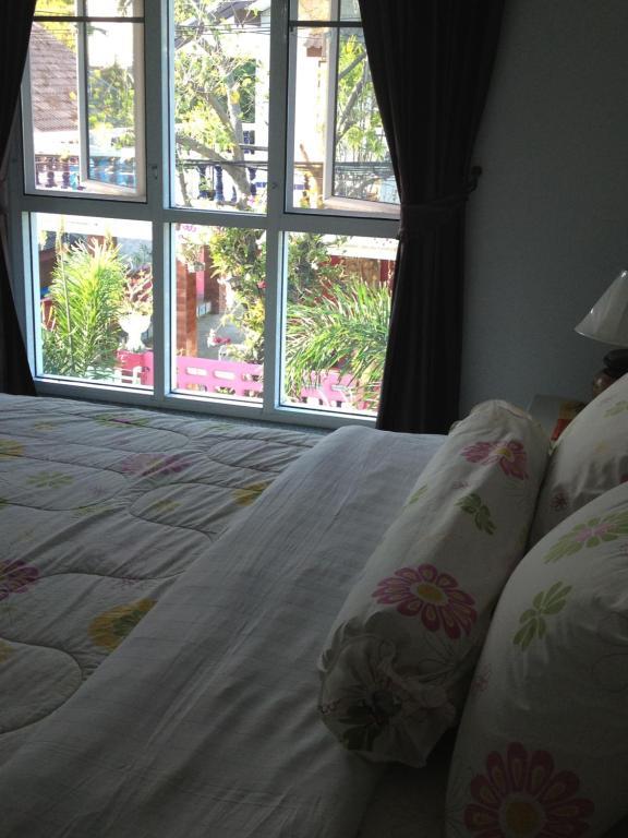 Yiasu Bed And Breakfast Pattaya Room photo